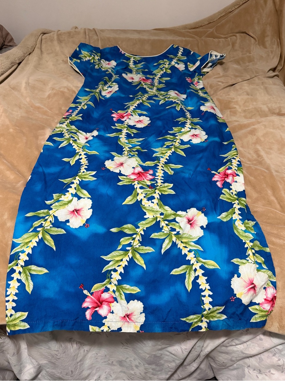 Royal Creations Hawaii Classic Blue Floral A-Line Maxi Dress Women’s Medium